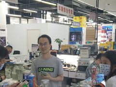 -苹果华为手机维修换屏