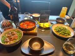 -Ameigo梅果·云贵川bistro(长宁来福士店)