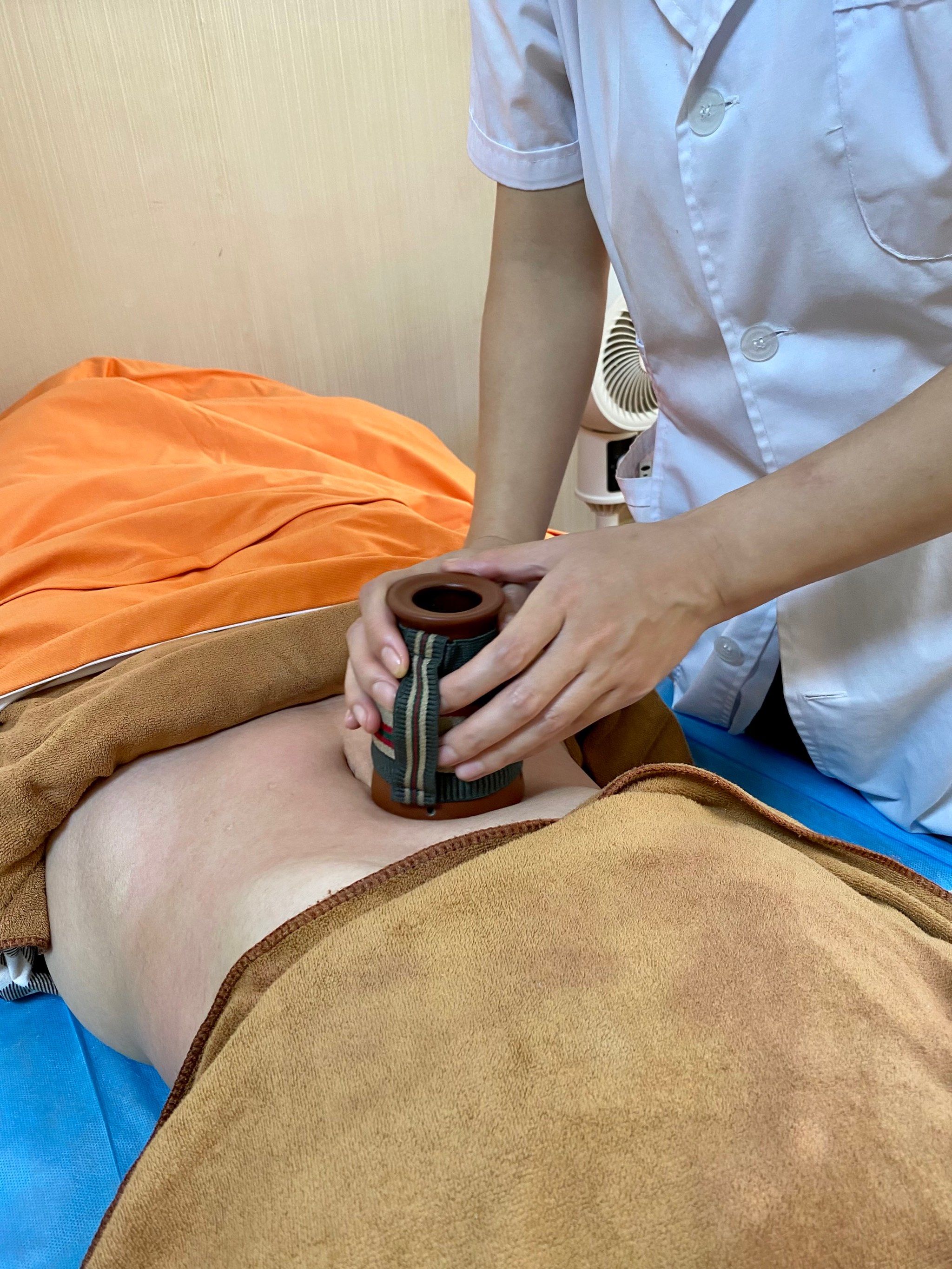 建议女孩子都去做一次暖宫护理!