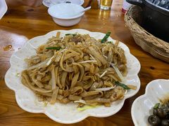 干炒牛河-南记食粥坊·宵夜大排档(岭南分店)