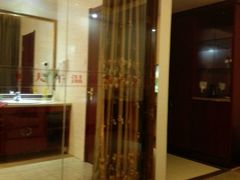 -兴芮温泉度假区