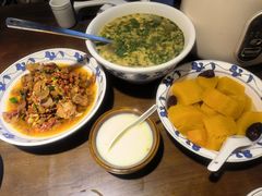 -八碗湘长沙市井菜(坡子街店)