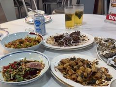-明本湛江鸡•海鲜小厨(陈家祠店)