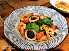 -花十悦·鲜花咖啡餐厅(振业城一期店)