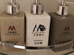 -天港漫非酒店(宁波火车站联丰路店)