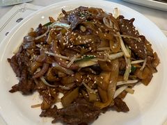 秘制干炒牛河-翠华餐厅(百老汇店)