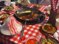 -赵美丽·重庆社区火锅·直营店(火车东站·中豪国际店)