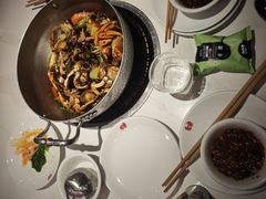 -七欣天香辣蟹火锅(闵行浦江欢乐颂店)