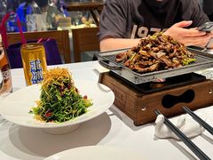 巧拌豆苗-四季民福烤鸭店(王府井灯市口店)