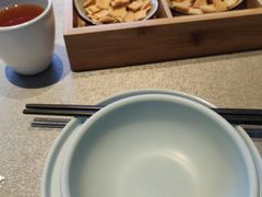 -有红鸡毛店·川菜(建设路店)