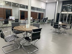 -杭州中升之星奔驰4S店(滨江店)