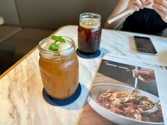 -ROAST coffee & eatery