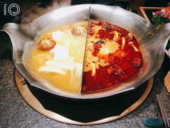 -湊湊火锅·茶憩(打浦桥日月光店)