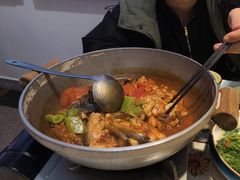 -刘姐啤酒鱼民族演艺餐厅(阳朔美食抗战路店)
