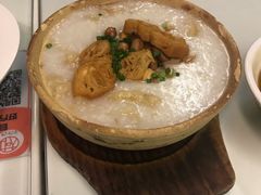 -新大咀港式茶餐厅(宝山万达店)