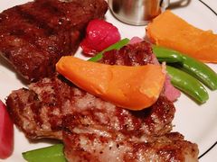 -食间牛排(重庆路万达店)
