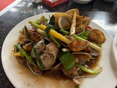 -岛中岛·海鲜大排档·万宁老字号(东澳店)