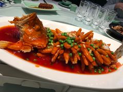 糖醋松子鱼-江南厨子·品苏杭(华润万象店)