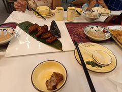 -刘姐啤酒鱼民族演艺餐厅(西街总店)