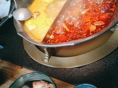 -湊湊火锅·茶憩(南京东路悦荟店)