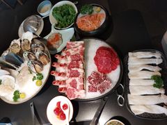 -鲜入唯煮·港式海鲜牛肉火锅(金宝街店)