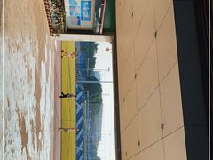-燕子岗体育场