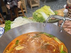 -王奋斗贵州酸汤牛肉火锅