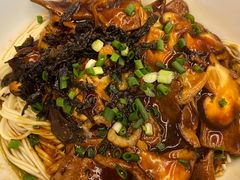 -沪西老弄堂面馆(定西路店)