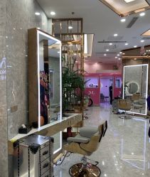 -Meng Lang 梦郎白金店