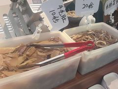 -天成·潮州牛肉脆肉鱼生蚝自助火锅
