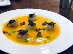 香煎带子配黑松露南瓜泥-斯比特花园西餐厅(东方商厦店)