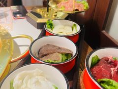 -哥老官重庆美蛙鱼头(日月光店)