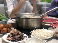 -黑山牛肉汤火锅(花城汇店)