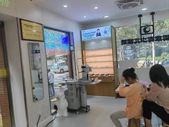 -亿视康青少儿眼镜(五官科店)
