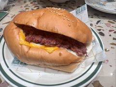 招牌芝士咸牛肉蛋猪仔包-华嫂冰室(尖沙咀店)