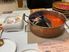 -小茉庐和牛自助火锅(龙湖万达店)