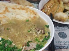 -第5大道精品休闲购物广场
