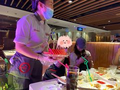 -海底捞火锅鲜切牛肉主题店(长寿路店)