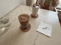 -Me Coffee下午茶艺术空间