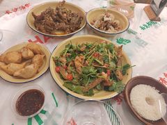 -东排食堂长沙小吃大排档(五一广场店)