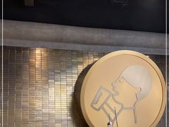 -喜茶(深圳万象城黑金店)