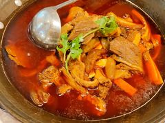 -霄汉牛三鲜湖北砂锅菜(万松园2店)