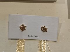 -LADY FAFA(巨鹿路陕西南路路口店)