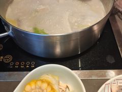 -捞王锅物料理(上海世茂广场店)