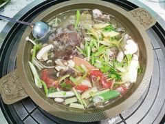 -尚品牛味汤锅火锅(康定总店)