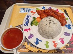 -蓝精灵乐园·世茂精灵之城主题乐园