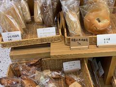 -提亚烘焙·手作面包·生日蛋糕(七星店)