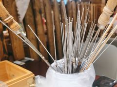 -三个大叔烤羊肉串·歌手驻唱·碳烤鲜肉(西三旗店)