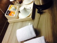 iphone_upload_pic-西安大雁塔科技大学地铁站亚朵酒店