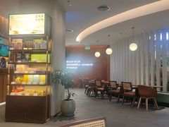 -奈雪的茶(亨特国际广场店)